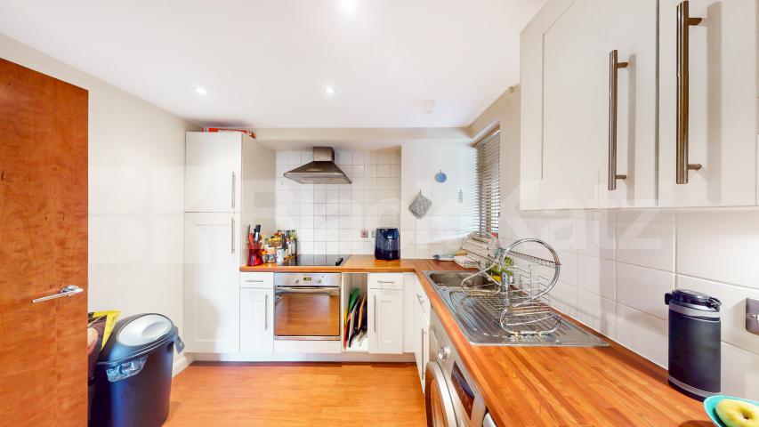 Stunning one bedroom property with great space in an amazing location  Somerston House, St Pancras Way, Camden / Kings Cross